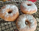 Foto langkah ke 7 dari resep Donat Kampung (Empuk dan menul menul).