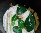 Foto langkah ke 1 dari resep Nasi Uduk Rempah.