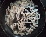 Foto del paso 4 de la receta Arroz negro con calamar