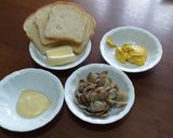 Foto del passaggio 1 della ricetta Canapès alle vongole