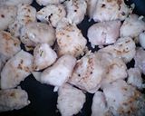 A picture of step 4 of Irresistible Garlic Chicken Curry Rice.