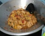 Foto langkah ke 5 dari resep Tumis Tahu Putih,Telur Saos Tiram Daun Jeruk.