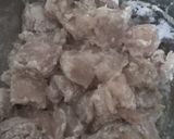 A picture of step 1 of Black pepper Chicken.