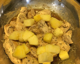 Foto del paso 4 de la receta: Filete pechuga de Pollo con Piña y Brotes de Soya