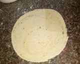A picture of step 6 of Chilli Garlic laccha parantha.