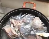 Foto langkah ke 4 dari resep Sop ikan nila segar.