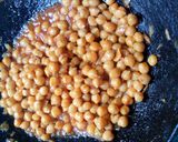 A picture of step 6 of Memoni choley.