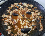 Foto del paso 3 de la receta: Paella de marisco
