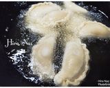 A picture of step 9 of Jau Gok Peanut Puff Dumpling.