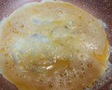 Foto del paso 2 de la receta: Biquini de tortilla de champiñones y queso