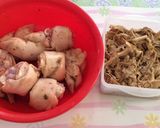Hình bước làm 2 của món Móng giò hầm măng rừng