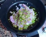 Foto del paso 2 de la receta: Merluza en salsa de pimienta verde y caldo de mejillones