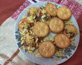 A picture of step 4 of Monaco biscuit sandwich.