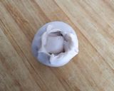 A picture of step 4 of "Fried Tandoori Momo".
