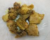 Foto langkah ke 4 dari resep Ayam goreng bumbu kuning simpel.