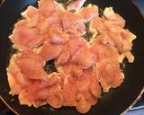 Krémsajtos rakott tészta 👩🏻‍🍳 recept fázis 2 fotója