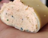 Une image de l'étape 3 de Cannelloni frit ricotta saumon satay ciboulette.