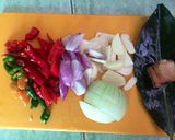Foto langkah ke 1 dari resep Tumis cumi hitam saos tiram.