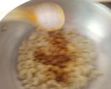 A picture of step 3 of Macroni.