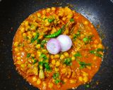 छोले चिकन (Chhole Chicken recipe in marathi) रेसिपी स्टेप 7 फोटो 