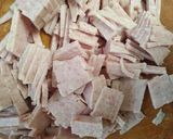 Hình bước làm 1 của món Thịt hộp chiên trứng
