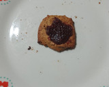 Foto del paso 7 de la receta: Pepas "chapatistas" de membrillo, pasa de uva con harina integra
