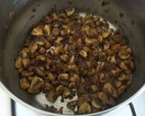 A picture of step 5 of Vegetarian coconut curry.