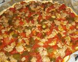 Foto del paso 13 de la receta Coca de masa brisa con tomate, pimiento y atún