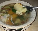 Foto langkah ke 5 dari resep 1. Sop Kembang Kol (kesukaan anak,simpel&praktis).