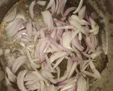 A picture of step 2 of Bhindi ki bhujya.