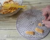 Foto langkah ke 3 dari resep Kue semprit lapis coklat.