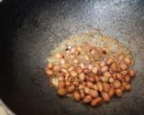 A picture of step 4 of Murmura chiwda.