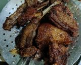 Foto langkah ke 5 dari resep Bebek Bumbu Hitam.