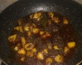 Foto langkah ke 5 dari resep Rendang sapi campur kentang.