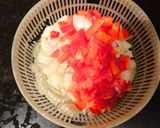 Foto del paso 1 de la receta: Calamares rellenos en salsa de mariscos a la crema