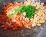 Foto langkah ke 1 dari resep 54. Martabak Telur Sayur Kulit Lumpia.