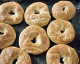 A picture of step 8 of Bagel (bread).