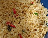 Foto langkah ke 4 dari resep Mie Goreng Tumis Simple.