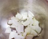 0水鍋料理-奶香味增鮭魚湯的食譜步驟2照片