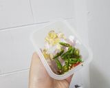 รูปขั้นตอนการทำที่ 2 ของ กะเพราอกไก่ 🐰 คลีน ง่าย ๆ | ครัวตัวนุ่ม