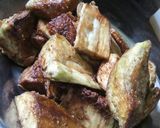 Foto langkah ke 7 dari resep Terong goreng bumbu balado.