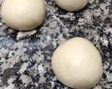 Foto del paso 5 de la receta: Bollos de brioche con nata!