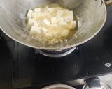 A picture of step 1 of Paneer Masala.