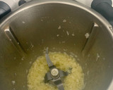 Foto del paso 1 de la receta: Arroz de marisco preparado con Thermomix
