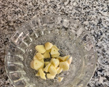 Foto del paso 1 de la receta: Guisado de garbanzos con acelgas muy rápido