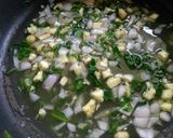 A picture of step 3 of Spinach baby corn soup.