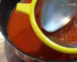 A picture of step 2 of Red Mexican Enchiladas.