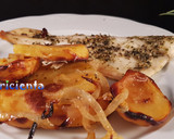 Foto del paso 6 de la receta: Lubina con patatas a la sidra al horno