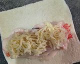 Foto langkah ke 2 dari resep Kani Bread Roll.