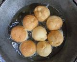 Foto langkah ke 4 dari resep Donat Mini Empuk (bisa untuk jualan).